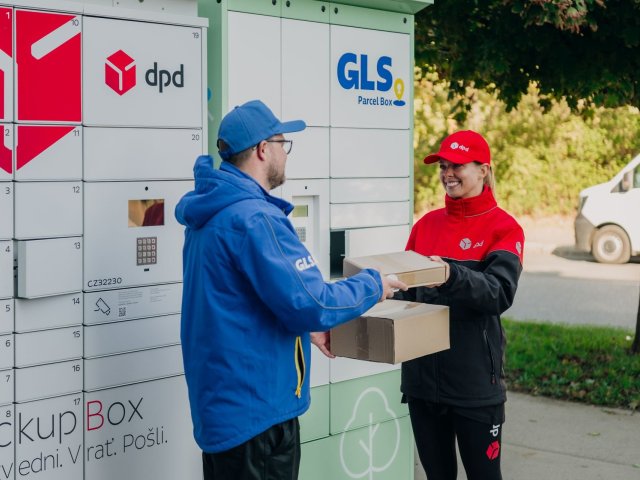 DPD a GLS si v Česku vzájemně otevírají sítě svých výdejních boxů