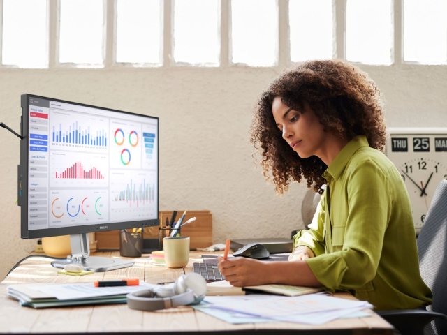 František Koutník a Jana Robešová (MMD a AOC): Poptávka po monitorech v sektoru SMB rychle roste