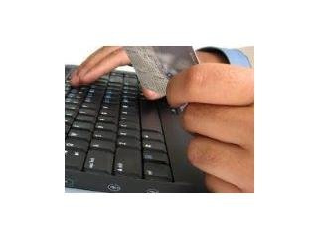 Muži utrácejí v e-shopech více než ženy