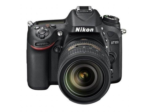 Nikon: fotoaparát D7100