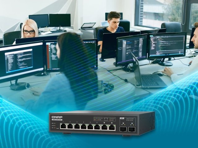 QNAP představil osmiportový řízený switch s plnou kapacitou 10GbE a síťovým ovládáním