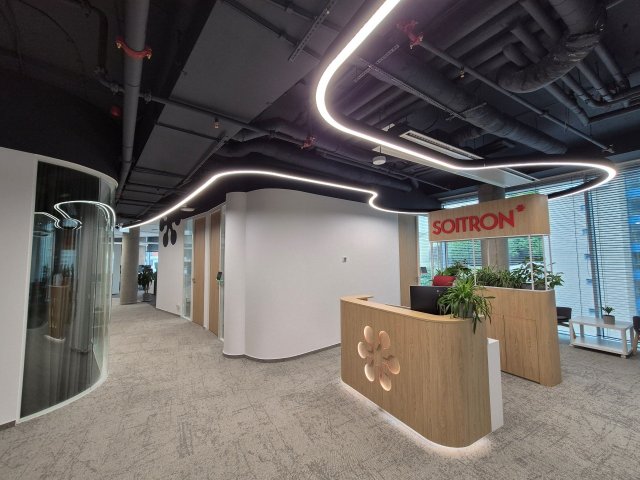 Soitron v Praze otevřel nové kanceláře. Moderní zázemí láká talenty i zákazníky