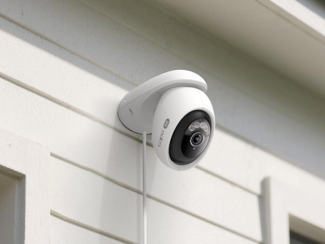TP-Link Tapo C560WS: Venkovní otočná 4K Wi-Fi 6 kamera s AI ochranou a barevným nočním viděním