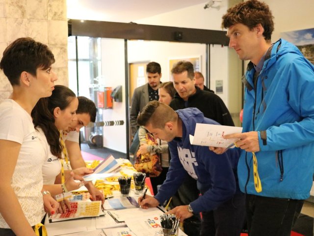 Bondiáda v podání SWS