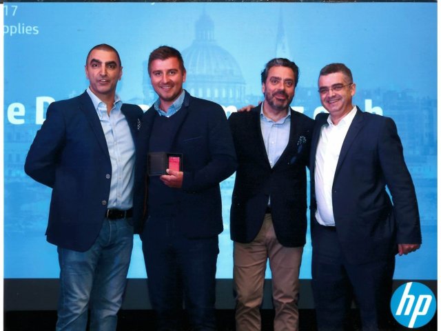 Nejlepším distributorem spotřebního materiálu HP v regionu CEMA je eD system 