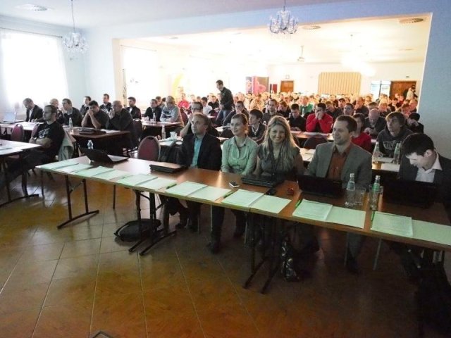 Acer pro partnery s nejtenčím notebookem S7