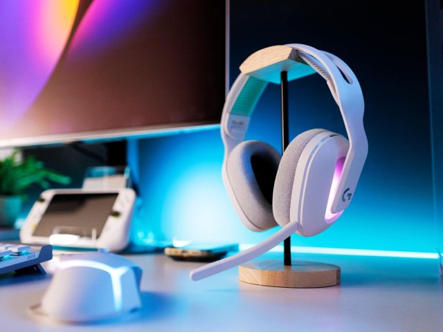 Logitech uvedl na trh stylovou náhlavní soupravu G522 s přesnou reprodukcí zvuku