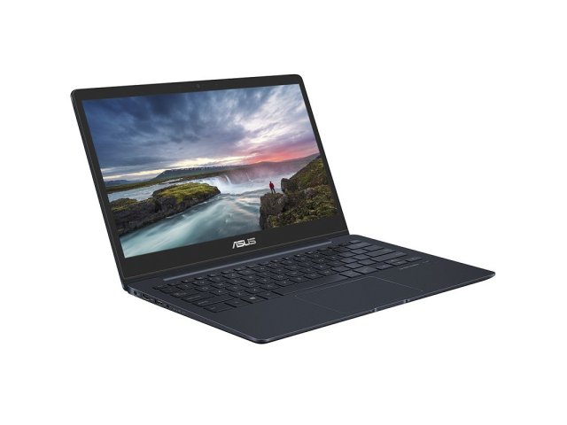 ASUS na CES 2018 – nové notebooky, smartphony i Wi-Fi mesh systémy