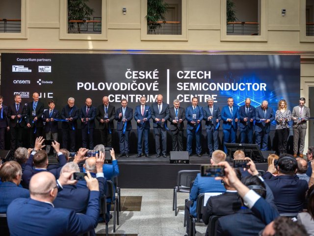 V Brně zahájilo činnost České polovodičové centrum