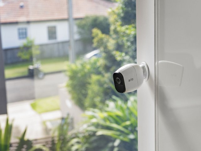 NETGEAR Arlo Pro: moderní bezdrátová kamera do firmy i domácnosti 