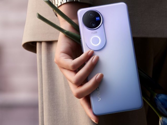 Telefon vivo V50 zaujme designem, fotoaparáty i baterií