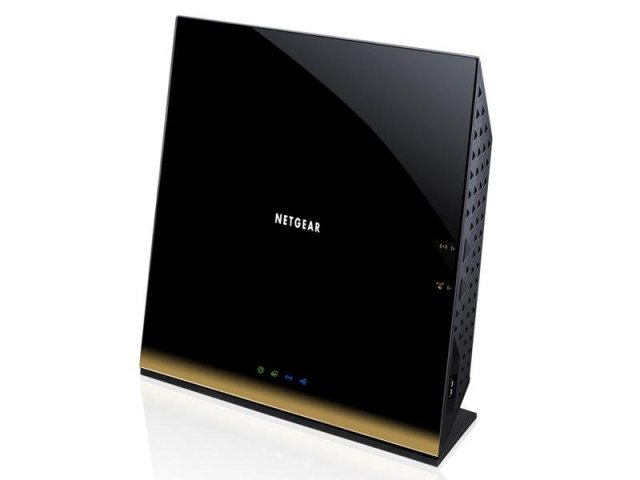 Netgear: routery R6200 a R6300 a adaptér A6200