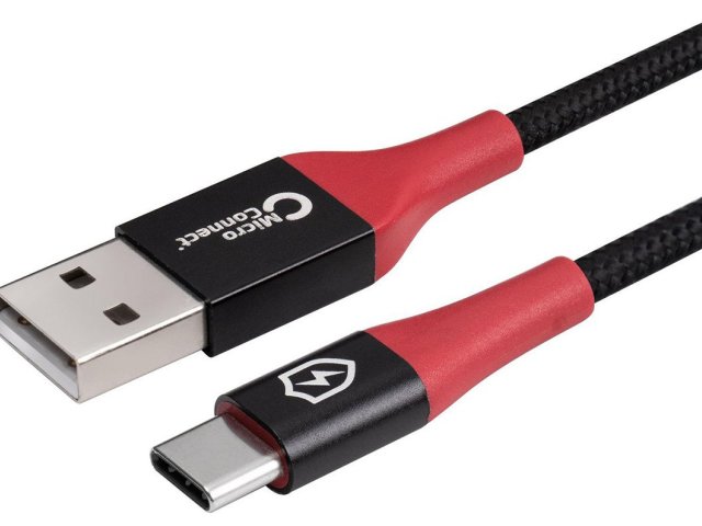 Nabíjíte mobil nebo tablet přes veřejné USB porty? Zajistěte se proti možné krádeži dat kabely, které přenášejí jen energii