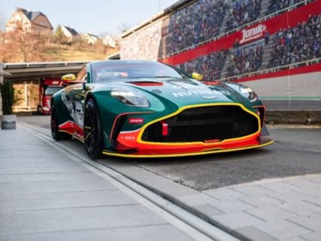  Lenovo: Jak technologie pomáhá k dosažení vysněného cíle