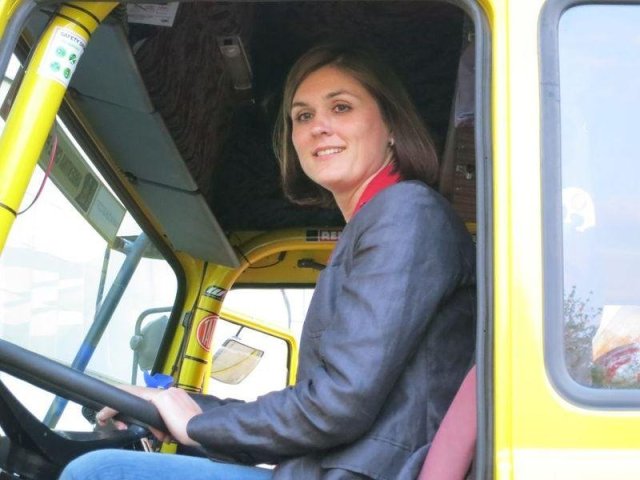 HP NPT - HP zjednodušuje strukturu