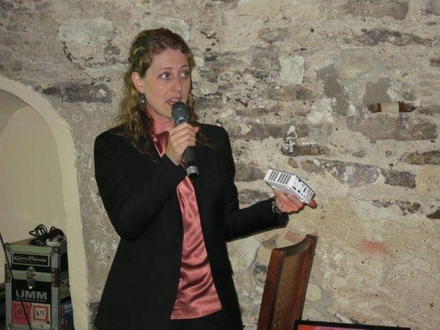 3M: mobilní projektor MP410