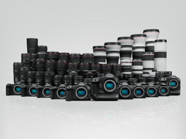 Canon již  22 let vévodí celosvětovému trhu digitálních fotoaparátů s výměnnými objektivy