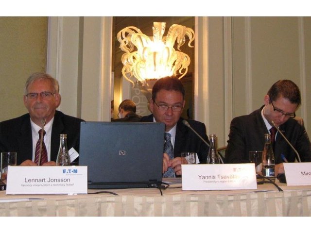 Eaton otevřel globální Inovační centrum v Roztokách u Prahy