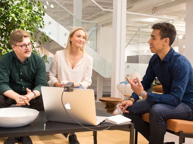 Jaká je budoucnost videokonferencí? Trendy pro rok 2025