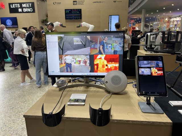 Axis na veletrhu Smart City Expo představil integrace se čtyřmi inovativními českými firmami   