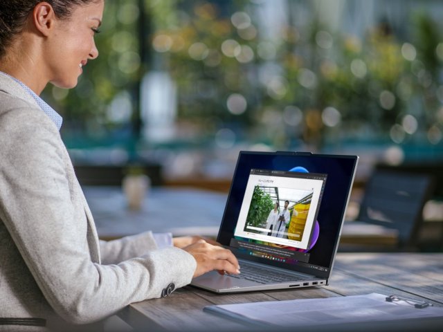 Zaměstnancům chybí znalosti technologií. Problém se s pokračující digitalizací prohlubuje