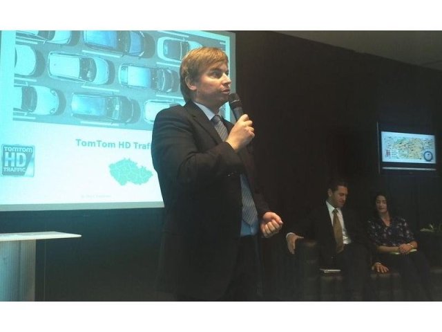 TomTom bojuje s dopravní zácpou už i v ČR