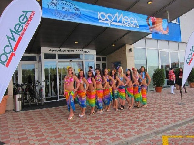 Dvacet let a dva zázraky 100Mega