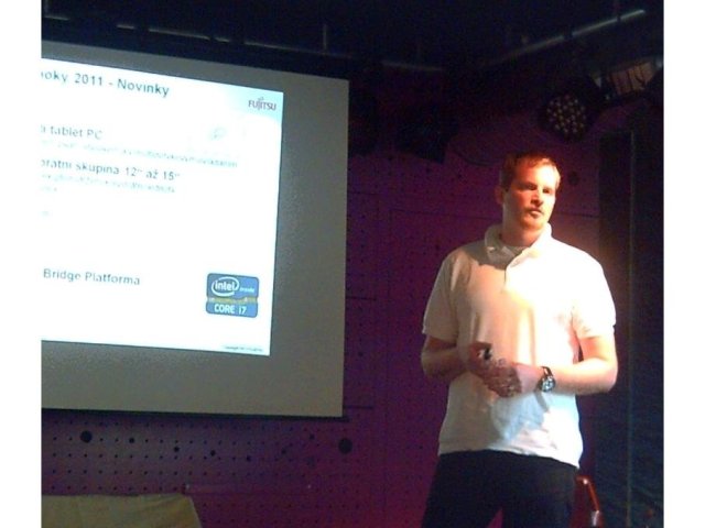 Stylistic Q550 - tablet pro profesionály