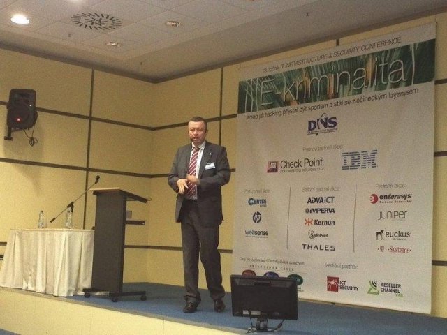 DNS uspořádala konferenci o e-kriminalitě