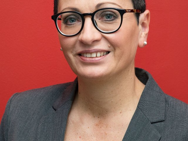 Office Depot: Ilona Kratochvílová