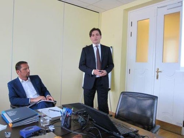 Roland Berger pomůže utvořit názor