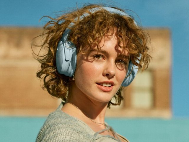 Bose u svých sluchátek vylepšilo hovory v rušném prostředí a přidalo multipoint připojení