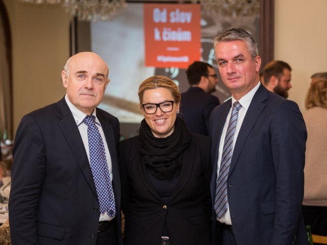 SAP podporuje iniciativu Společnost 4.0, zúčastnil se kulatého stolu Národního konventu o EU