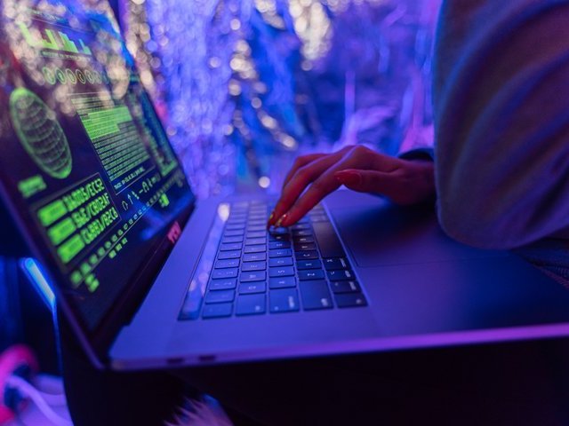 AI pomáhá hackerům. Počet ransomware útoků vzrostl o více než 20 %