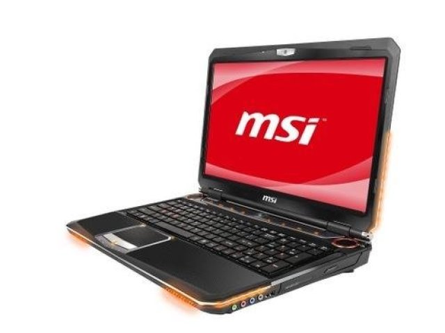 Herní notebook MSI GT683