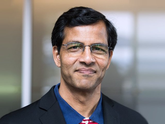 VMware: Shekar Ayyar