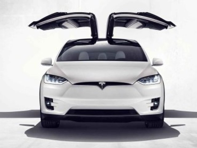 Víkend s Teslou exkluzivně u eD’ system Czech 