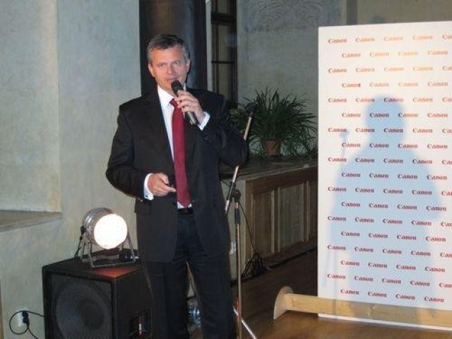 Canon Touch the Art 2011 s partnery