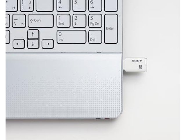 Microvault Style: miniaturní barevné USB flash disky