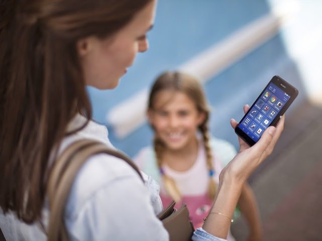 Čtvrtina online nákupů probíhá z mobilních telefonů. Vedou produkty Huawei