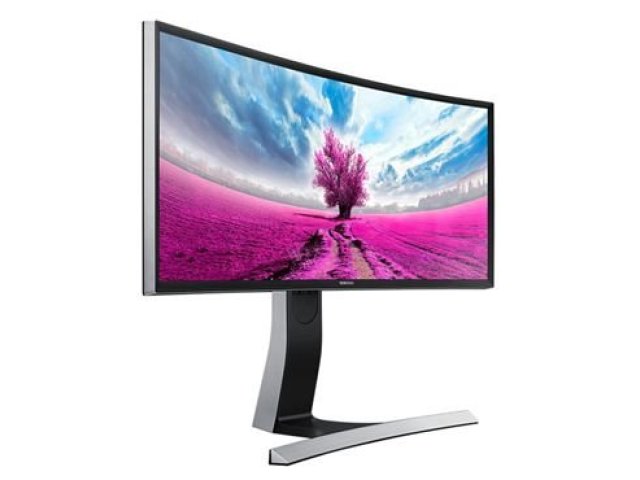 Prohnuté monitory Samsung potvrzeny Harvardskou lékařskou školou