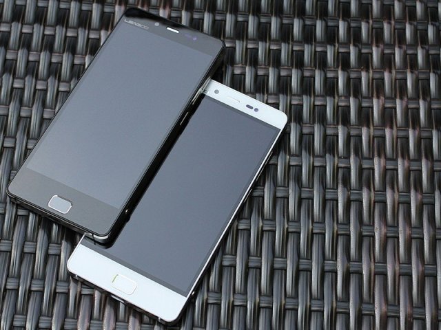 Češi stále častěji dávají přednost levnějším smartphonům