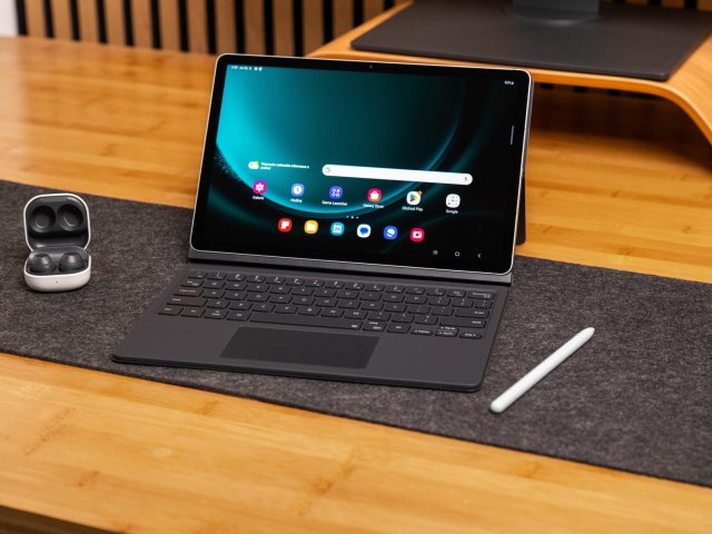 Prodej tabletů vloni klesl na nejnižší úroveň od roku 2011