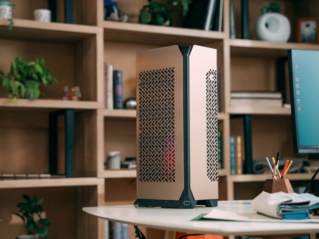 Cooler Master představil netradiční počítačovou skříň Ncore 100 Max