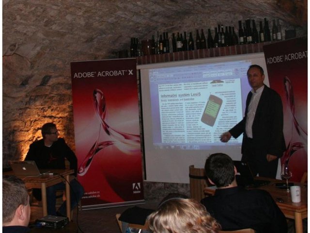 Acrobat X již v češtině