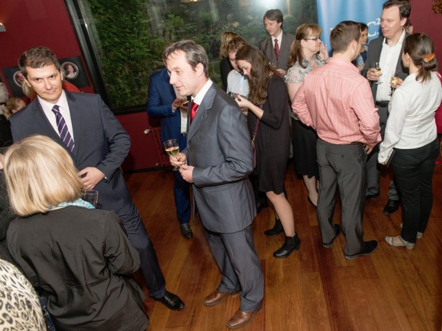 EMC a Avnet s partnery v Dejvickém divadle