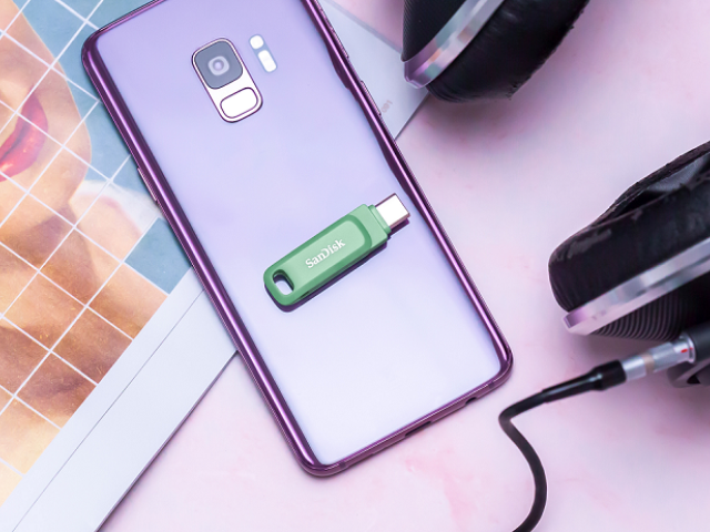 Externí úložiště, která musíte mít k smartphonu iPhone řady 15™