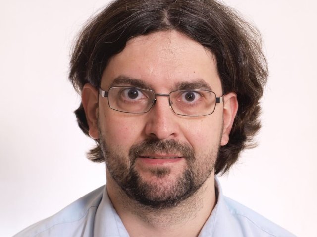 NetDirect: Michal Minarovič 