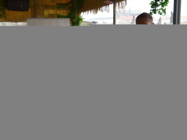 MMD se pochlubilo novými monitory AOC a Philips