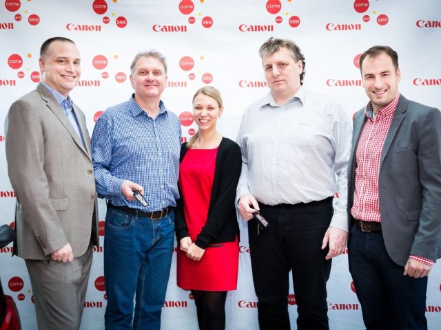 Canon odměnil účastníky soutěže o skútry Honda